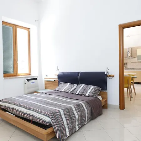 Carbonara23 Apartament *